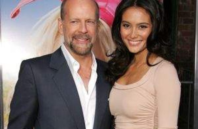 Bruce Willis s-a casatorit