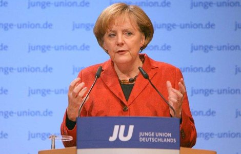 Merkel: Retragerea Greciei din zona euro, catastrofala