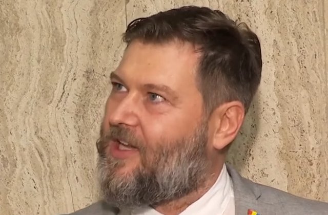 Felix Rache: As vrea sa o informez pe Dancila ca bate campii, fiindca Dragnea tot prostii ii scrie pe hartiuta