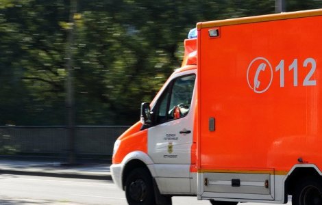 O eleva de 17 ani a incercat sa se sinucida inghitind un pumn de medicamente