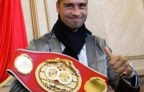 Bute a devenit oficial cetatean canadian