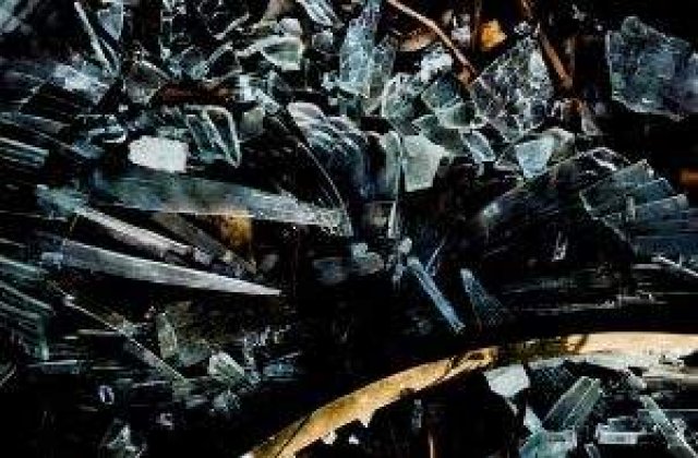 Judetul Buzau: Un microbuz plin de copii s-a rasturnat pe sosea