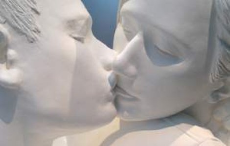 Acasa Gold se lanseaza din aprilie