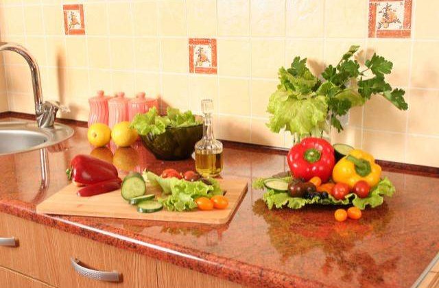 Greenpeace: Nu cumparati fructe si legume din Turcia!