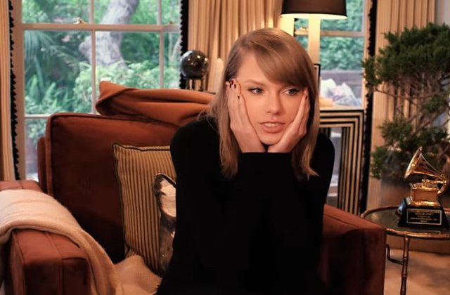 Un barbat care o hartuia pe Taylor Swift de mai multe luni, arestat pentru violarea domiciliului vedetei