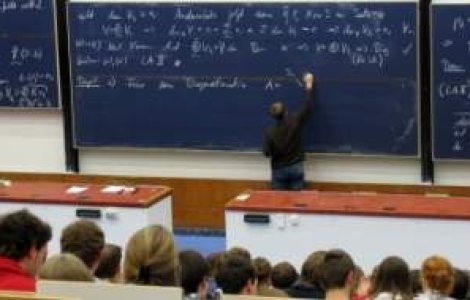 Invatamantul, la mana Guvernului