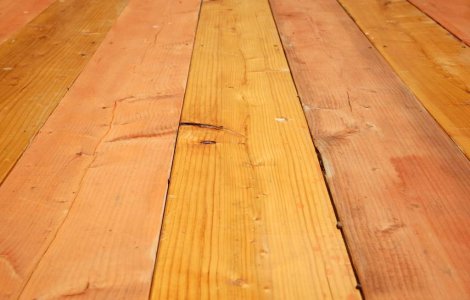 Romania, tara mesterilor, gazda Concursului European al Montatorilor de Pardoseli