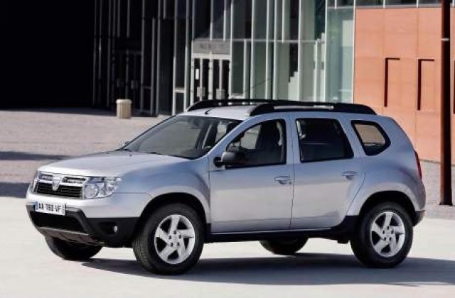 SUV Bentley? BMW Seria 3? Mai bine Dacia Duster!