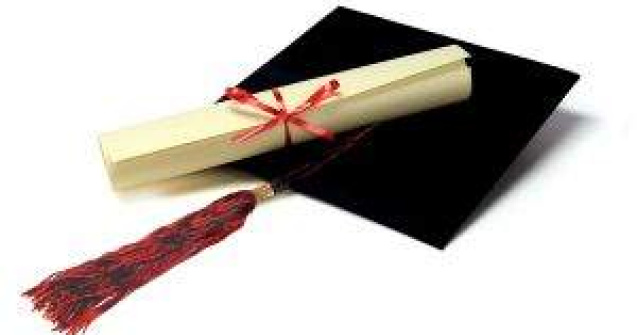 Iasi: Mii de studenti s-au trezit cu diplome false