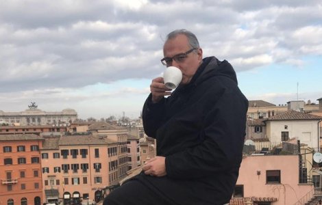 Un barbat care trebuia sa fie la bordul avionulului etiopian prabusit a scapat cu viata pentru ca a ratat zborul cu 2 minute