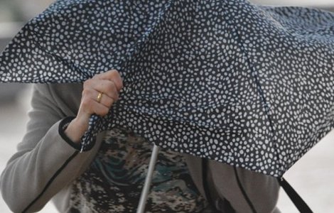 Informare de vreme rea pana la ora 11:00. Ploi si vant puternic in intreaga tara