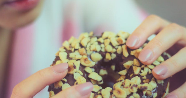 Recomandarile specialistului: Cum trebuie consumat zaharul astfel incat sa nu te ingrasi