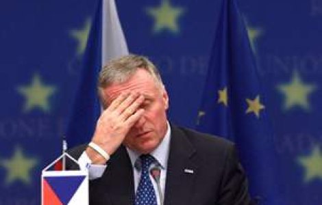 Guvernul ceh cade, in plin mandat la presedintia UE