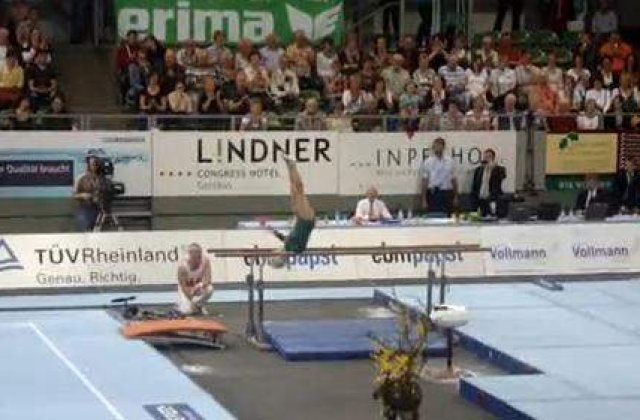 [VIDEO] O multipla campioana isi arata talentul la gimnastica la 86 de ani