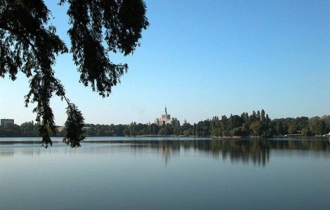 Sezonul de agrement pe Lacul Herastrau s-a redeschis