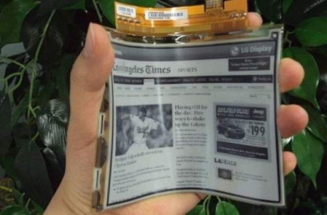 Primul e-paper display flexibil va fi lansat in aprilie
