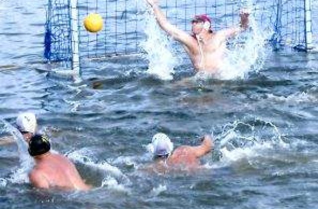 Nationala de polo incepe cu stangul turneul preolimpic