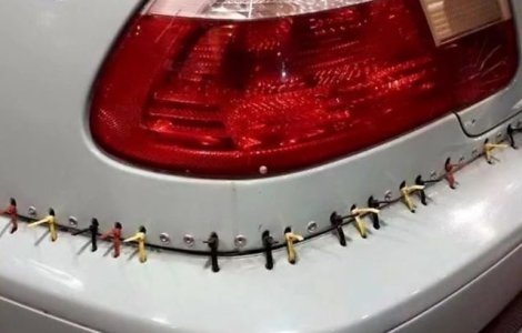  Top  Nimic nu se arunca! 10+ imagini amuzante care arata ca unii oameni pot repara orice