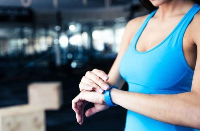 Bratari de fitness care te vor ajuta sa te mentii in forma