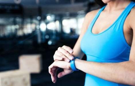 Bratari de fitness care te vor ajuta sa te mentii in forma