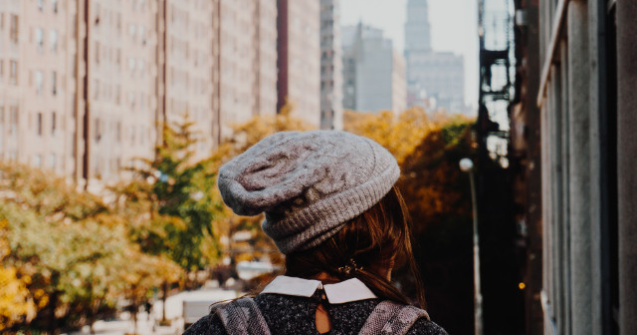 Studiu: Peste jumatate dintre adolescenti traiesc in tari in care sanatatea le este grav amenintata