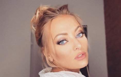 Cantareata Delia se alatura protestului "Romania vrea autostrazi"