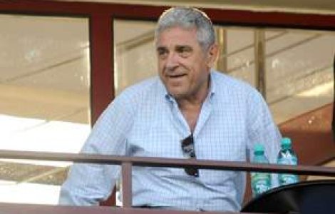 Tupeu fara limite: Giovanni Becali spune ca nu l-a scuipat pe Terzian, ca doar a stranutat