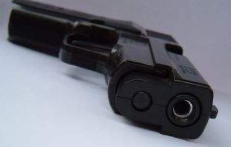 7 morti si 3 raniti in urma unui atac armat la o universitate californiana