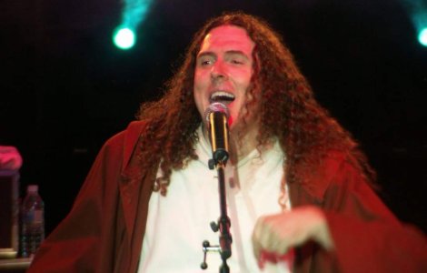 Weird Al Yankovic vrea 5 mil. dolari de la Sony Music