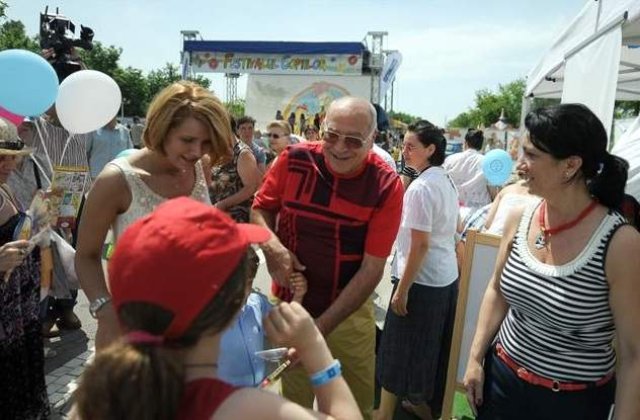 [VIDEO] Morti si minori pe listele Partidului Conservator