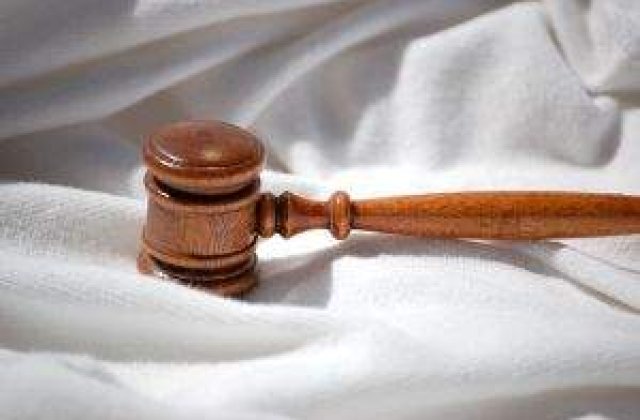 Seful Camerei de Comert Bucuresti a fost retinut de DNA