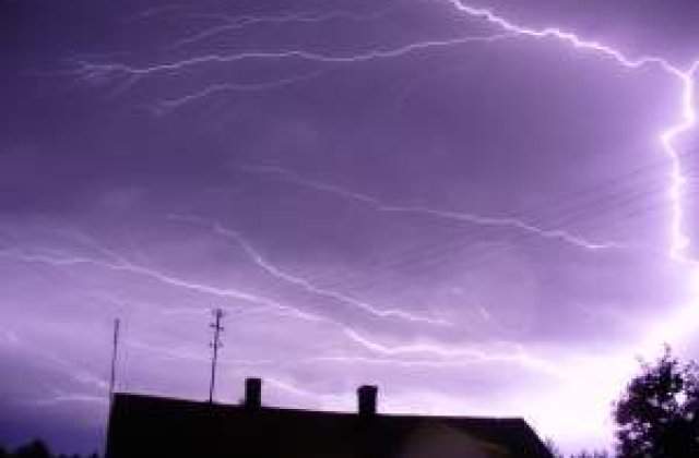 Meteo: Vreme calda, dar instabila