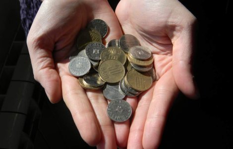 Salariul mediu net a crescut cu 5 lei