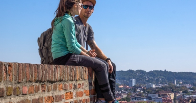  Top  TOP 10 tari cu cei mai fericiti locuitori