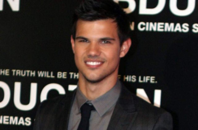 Dupa Amurg, Taylor Lautner isi incearca norocul cu o comedie