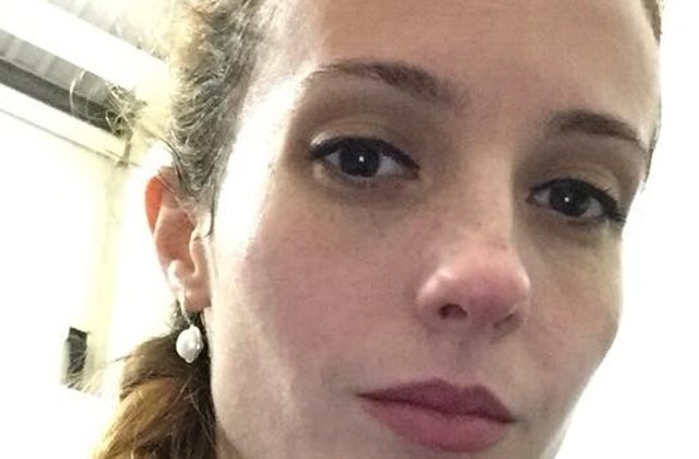 Romanca, batuta cu brutalitate de 10 adolescenti, pe o strada dintr-un oras englez: Le-am spus sa vorbeasca mai incet ca dorm copiii