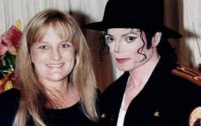 Debbie Rowe, fosta sotie a...