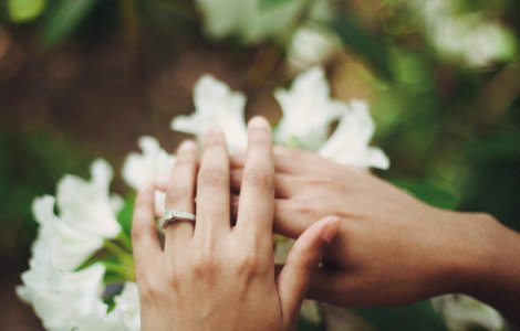  Top  De ce este alba rochia de mireasa? Cum au aparut 10 dintre cele mai cunoscute obiceiuri de nunta