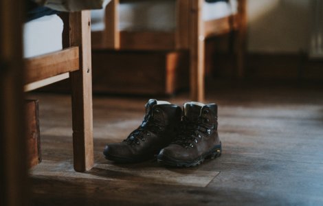 Cum iti ingrijesti ghetele de munte?