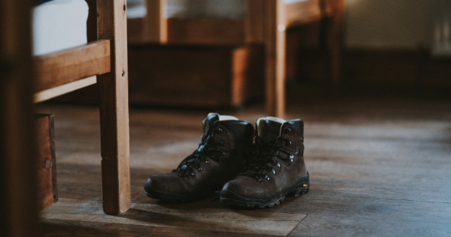 Cum iti ingrijesti ghetele de munte?