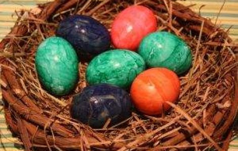 Basescu transmite urari cu ocazia Floriilor si a Pastelui catolic