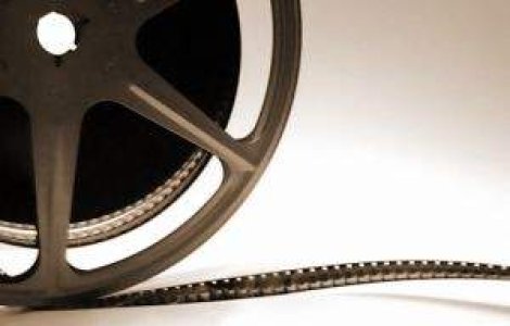  Top  8 serii de filme care trebuie sa "moara"