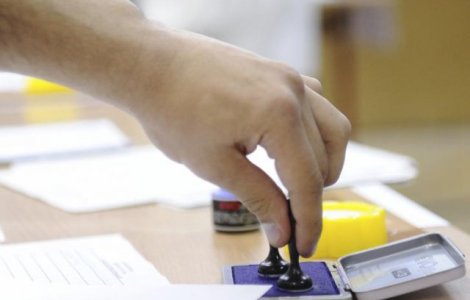 PSD si PNL sunt aproape la egalitate in intentia de vot pentru alegerile europarlamentare