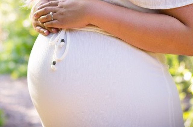 O femeie din Satu Mare a ramas insarcinata la 61 de ani. Ea mai are acasa 14 copii