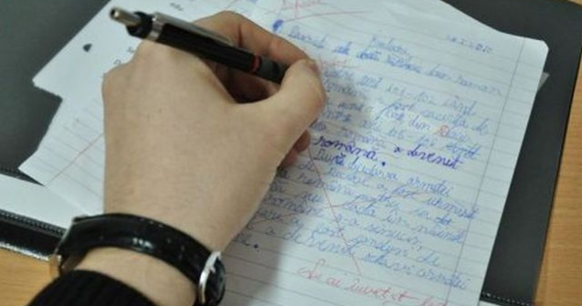 Simulare Evaluare Nationala: Peste 50% dintre elevii prezenti au obtinut medii peste 5