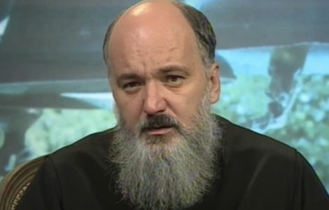 Mitropolia Moldovei, despre preotul acuzat ca a agresat un copil: Risca sa i se retraga binecuvantarea de a mai preda ora de religie