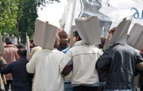 5.000 de persoane au manifestat la Kiev, cerand demisia presedintelui si premierului