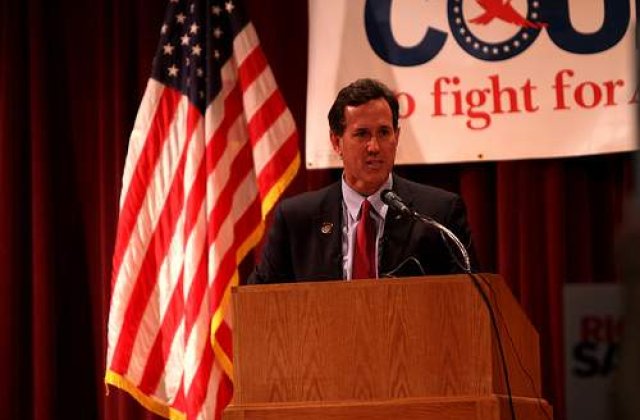 Santorum se retrage din campania electorala
