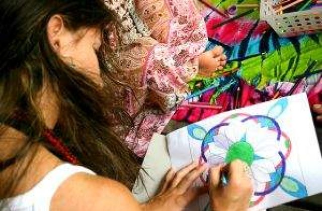 Inaugurare in Capitala: Centru multifunctional pentru copii, tineri si batrani