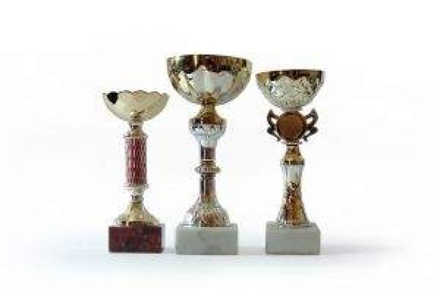 Trofeul Ligii Europa a fost expus in Bucuresti